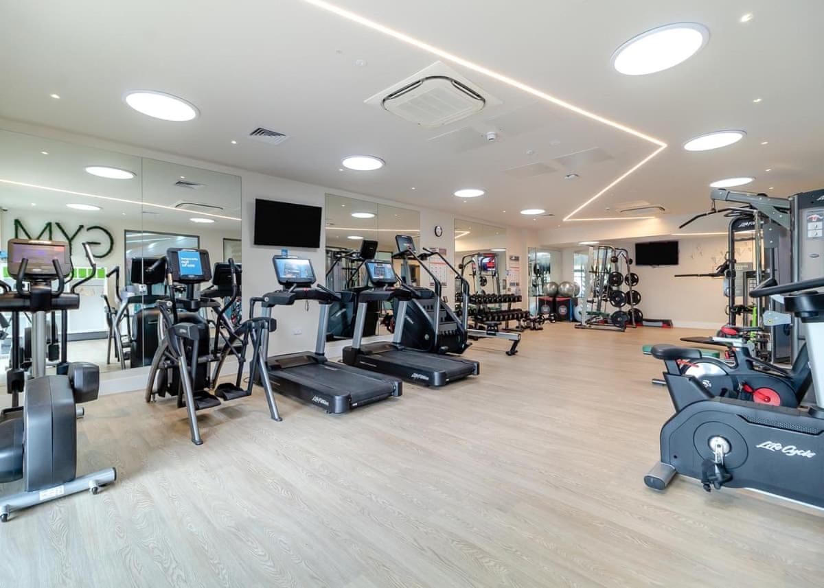 Norfolk Woods Resort And Spa Narborough  Екстериор снимка