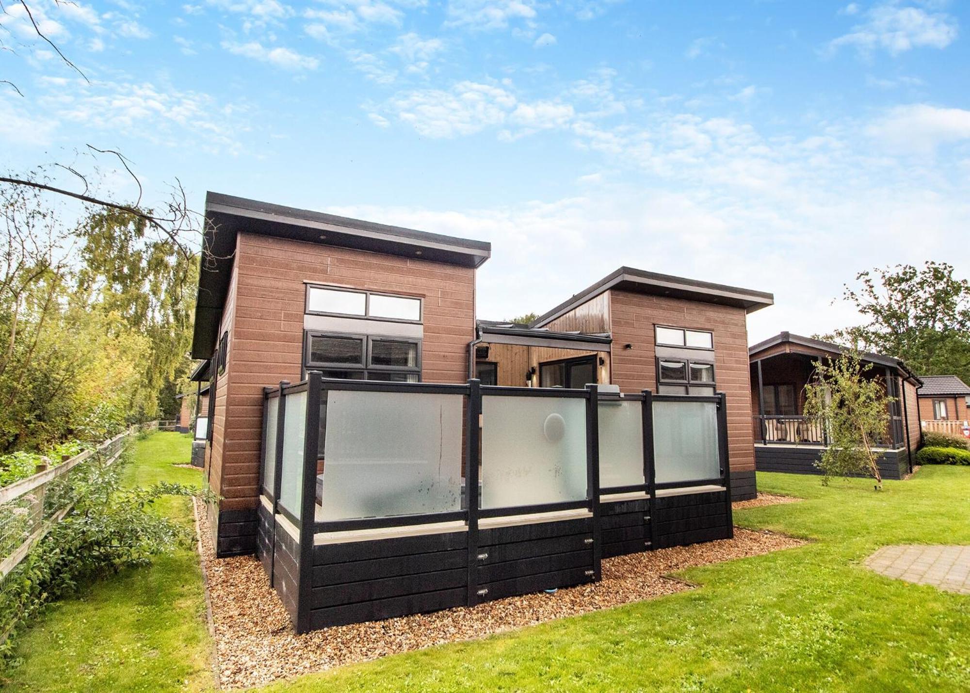 Norfolk Woods Resort And Spa Narborough  Екстериор снимка